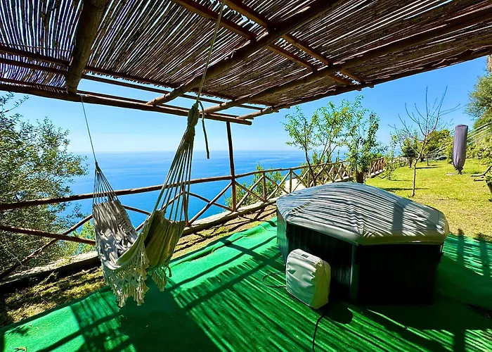 Relais Amalfi Coast Apart Otel 4*