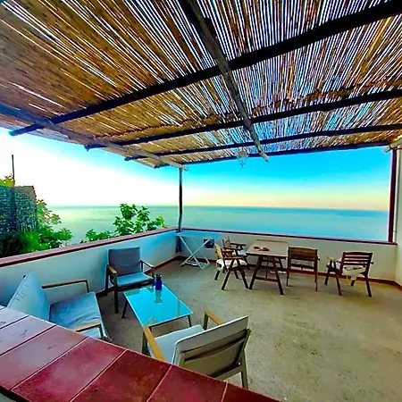 Relais Amalfi Coast Apart Otel 4*