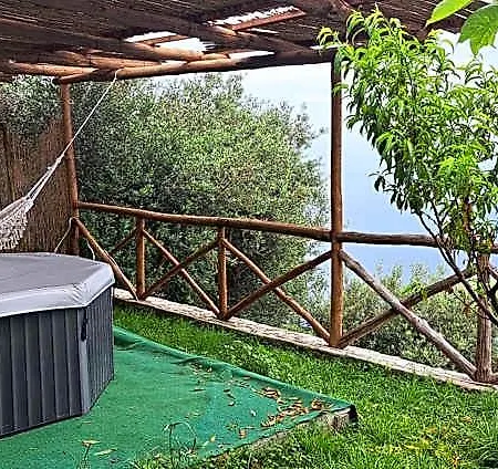 Relais Amalfi Coast Apart Otel 4*